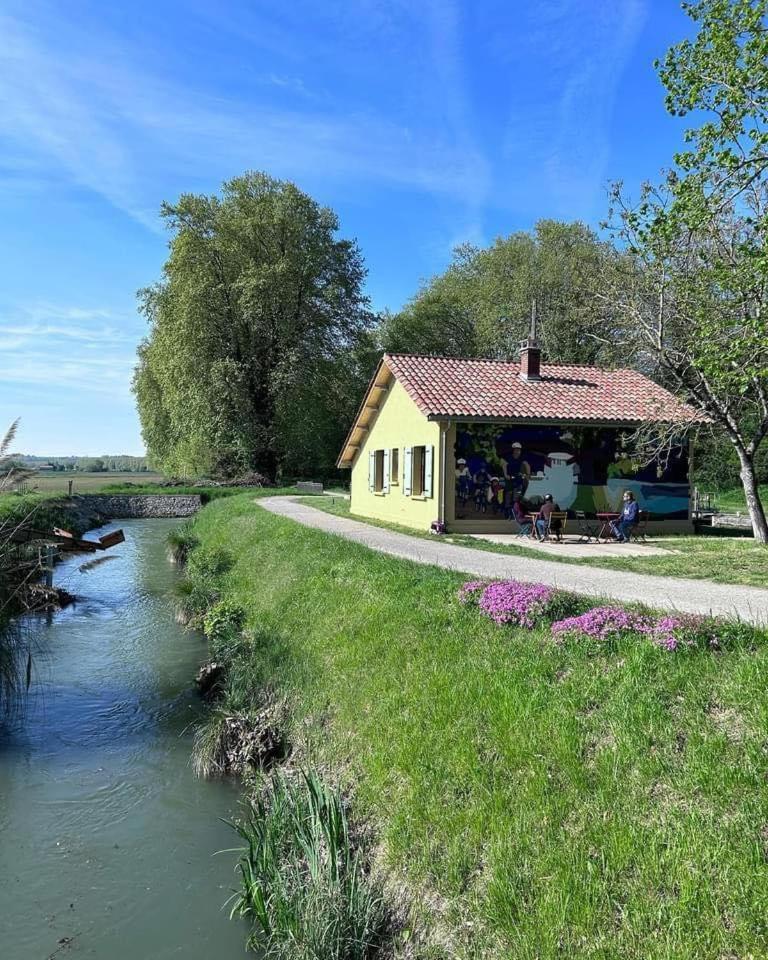 La Maison Berry, Hebergement Avec Petit-Dejeuner Hotel Puch-d'Agenais Buitenkant foto